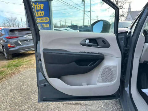 2022 Chrysler Pacifica Touring L