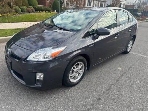 2010 Toyota Prius III