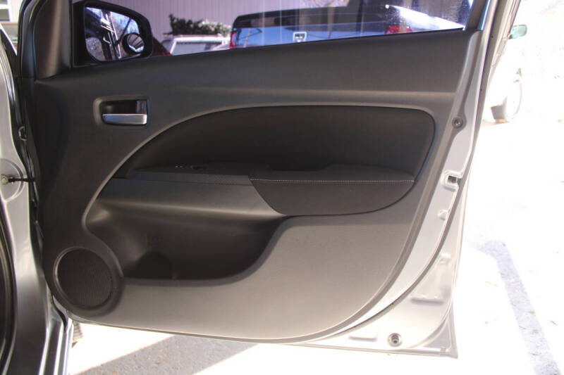 2022 Mitsubishi Mirage SE