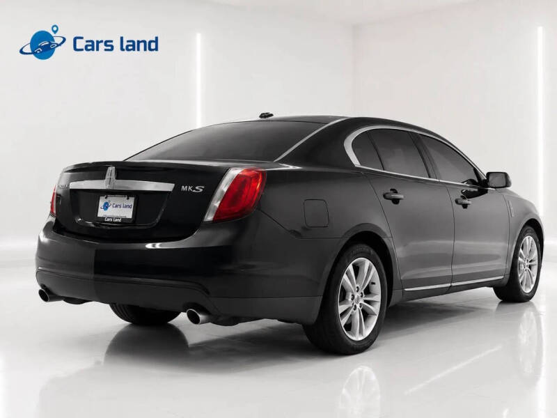 2011 Lincoln MKS
