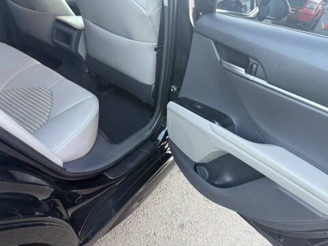 2019 Toyota Camry SE