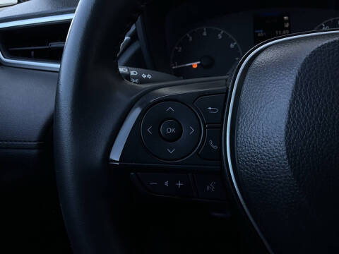 2025 Toyota Corolla Cross LE