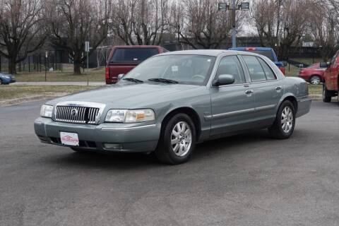 2006 Mercury Grand Marquis for sale at Low Cost Cars North in Whitehall OH