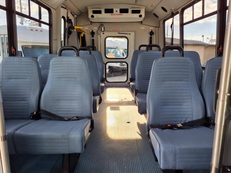 2018 Ford E-Series E-450 SD