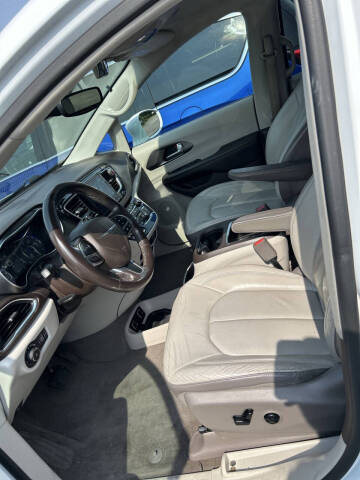 2019 Chrysler Pacifica Touring L Plus