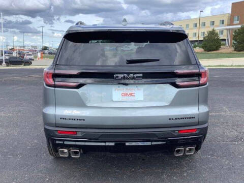2026 GMC Acadia Elevation
