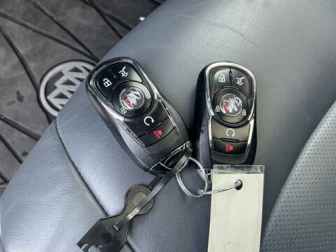 2022 Buick Enclave Essence