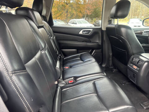 2015 Nissan Pathfinder SL