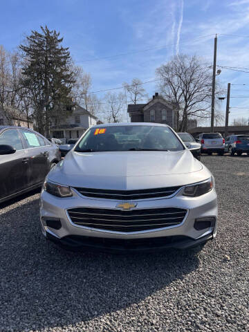 2018 Chevrolet Malibu for sale at Valley Auto Finance in Warren OH