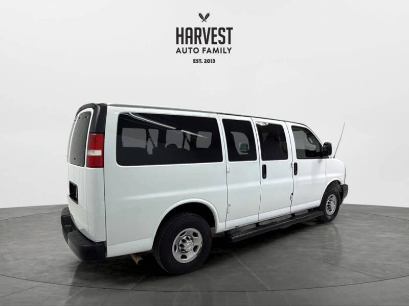 2018 Chevrolet Express LS 2500