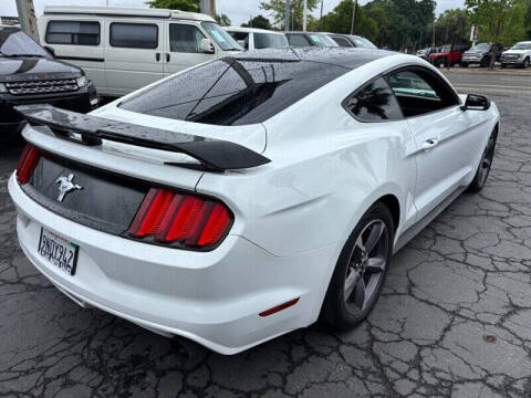 2015 Ford Mustang V6