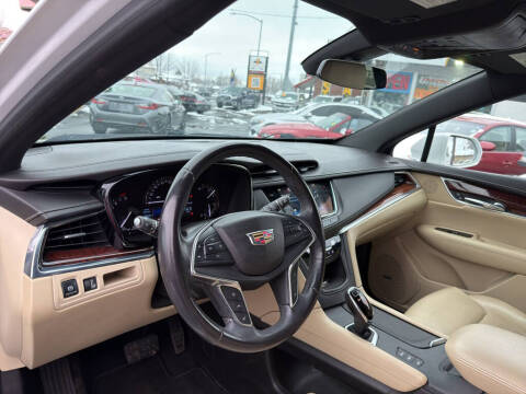 2017 Cadillac XT5 Luxury