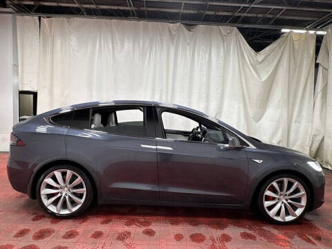 2016 Tesla Model X P90D