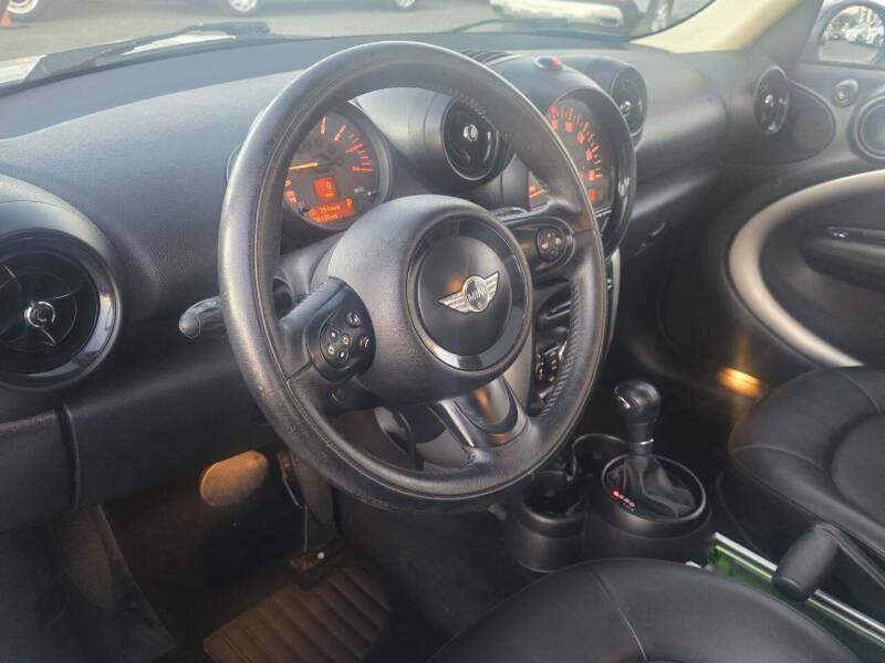 2015 MINI Countryman Cooper