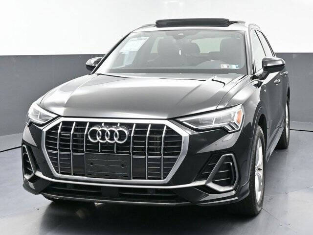 2022 Audi Q3 quattro S line Prem Plus 45 TFSI