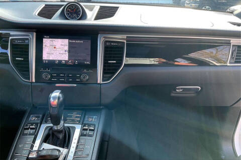 2018 Porsche Macan S