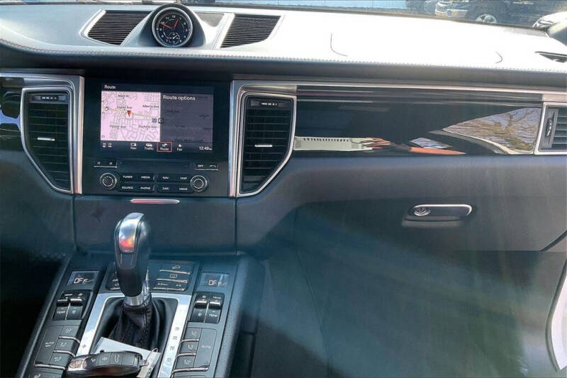 2018 Porsche Macan S