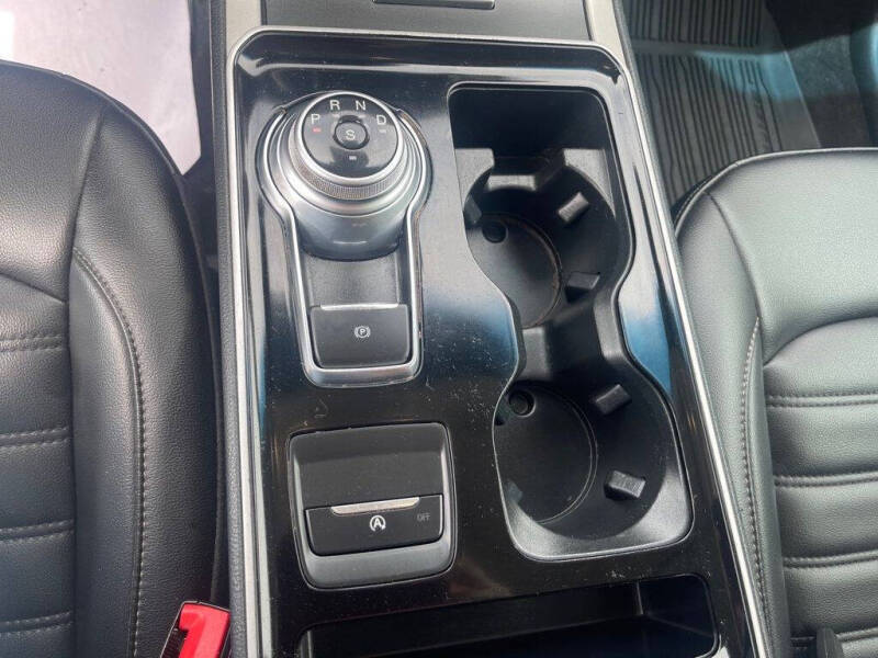 2020 Ford Edge SEL