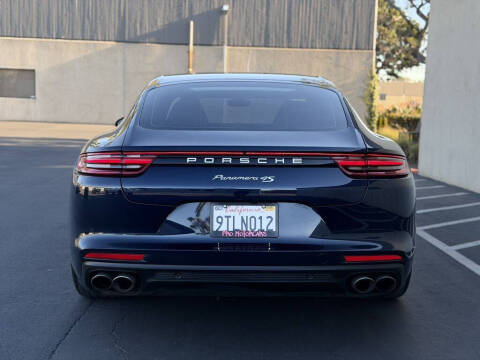 2018 Porsche Panamera 4S