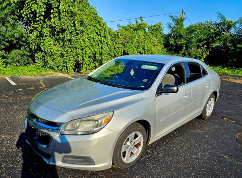 2015 Chevrolet Malibu for sale at GOLDEN RULE AUTO in Newark OH