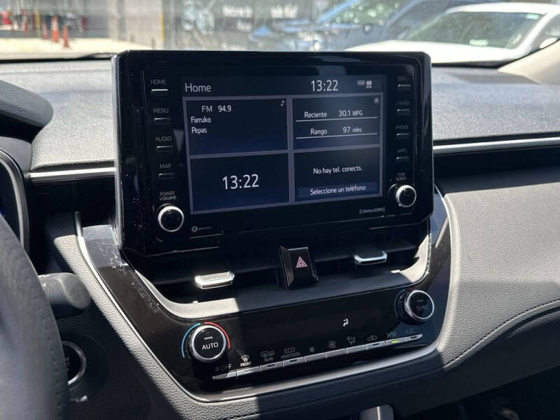 2022 Toyota Corolla Cross XLE