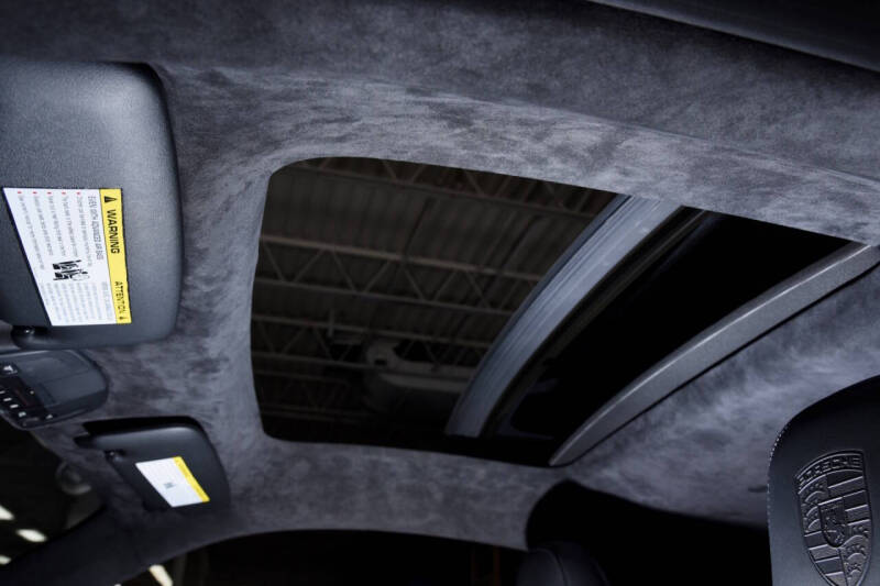 2018 Porsche 911 Carrera GTS