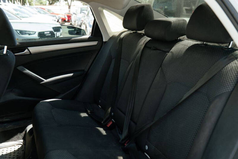 2013 Volkswagen Passat