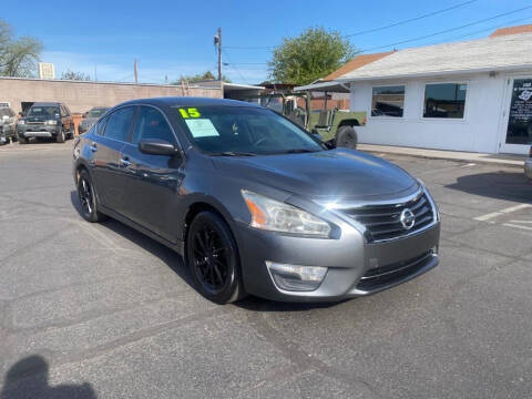 2015 Nissan Altima for sale at Robert Judd Auto Sales in Washington UT