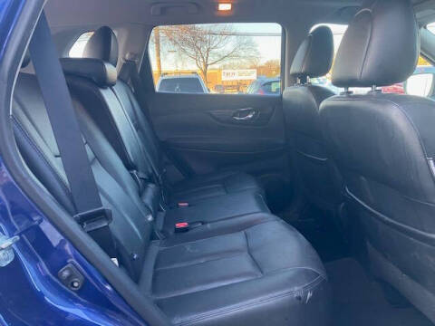 2017 Nissan Rogue SL