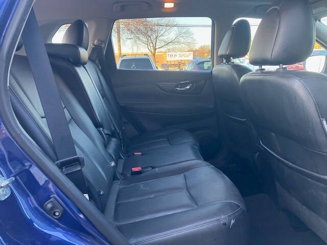 2017 Nissan Rogue SL