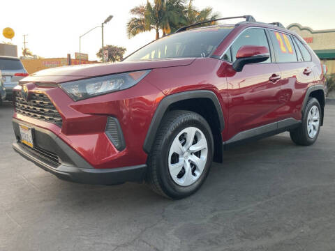 2020 Toyota RAV4 LE