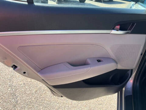 2020 Hyundai Elantra