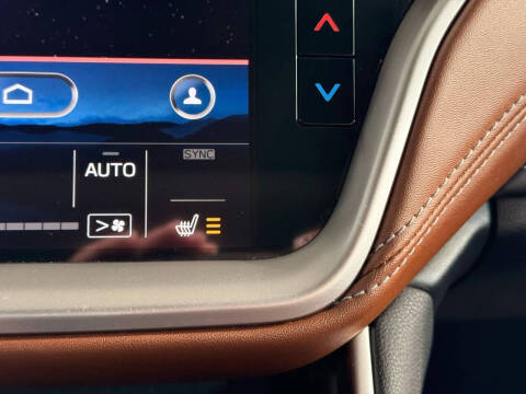 2020 Subaru Outback Touring XT