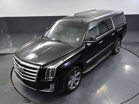 2017 Cadillac Escalade ESV Luxury