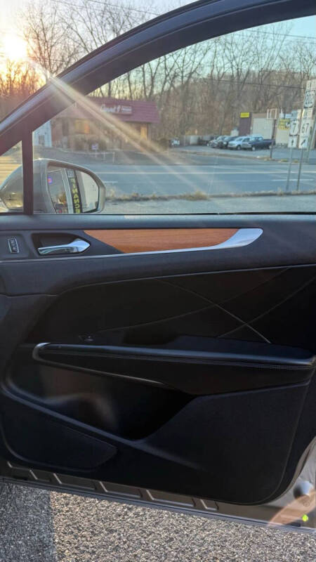 2017 Lincoln MKC Reserve