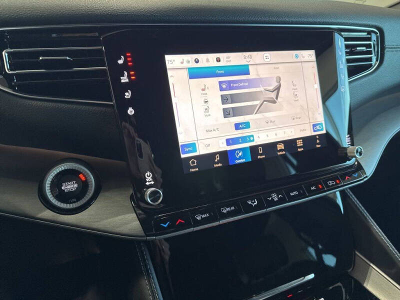 2025 Jeep Wagoneer Series II