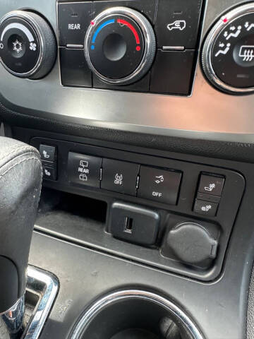 2016 GMC Acadia SLE-2