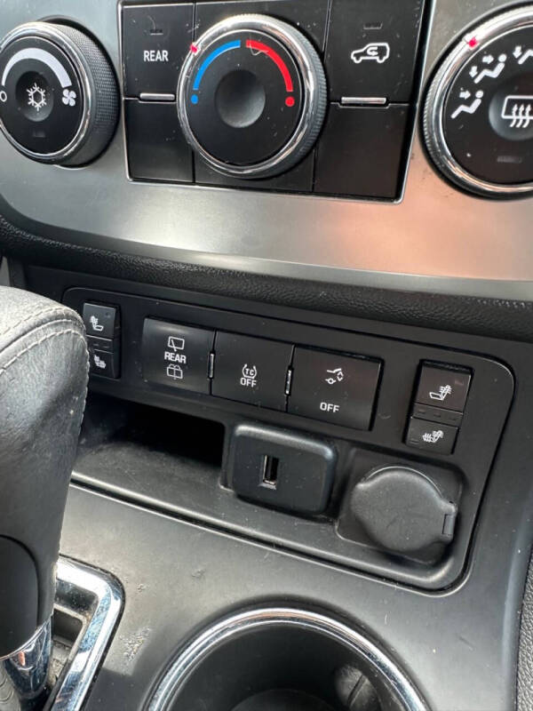 2016 GMC Acadia SLE-2
