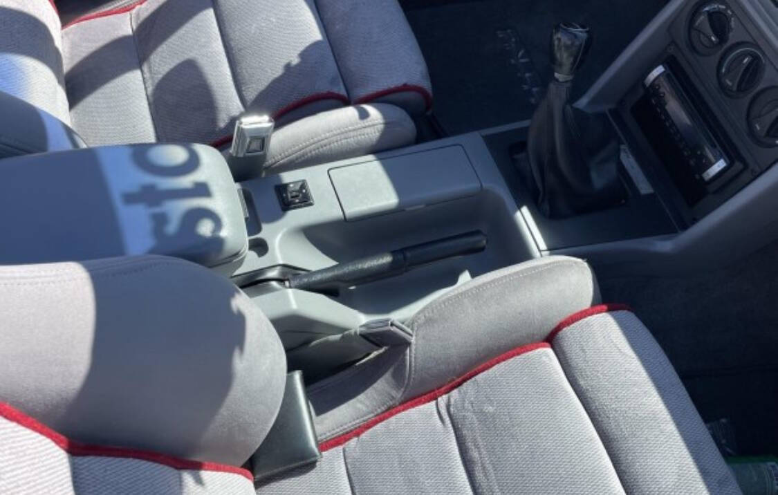 1988 Ford Mustang 14