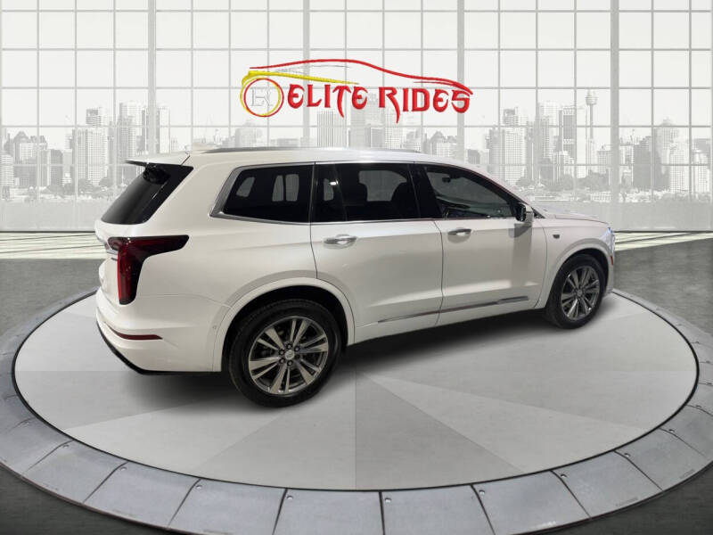 2023 Cadillac XT6 Premium Luxury