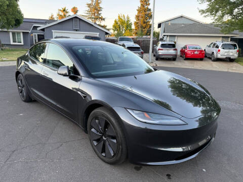 2025 Tesla Model 3 Long Range
