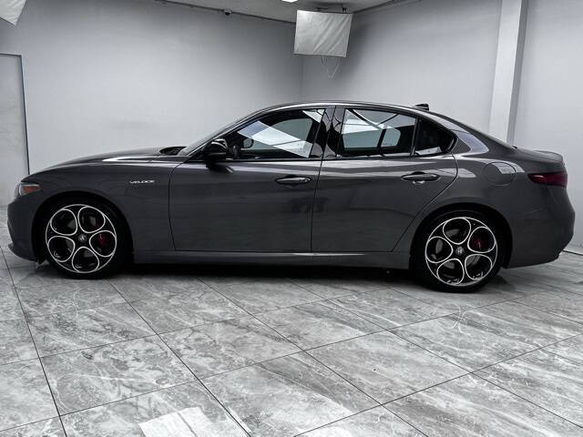 2023 Alfa Romeo Giulia Veloce