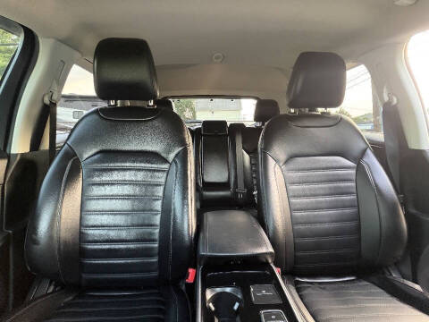 2020 Ford Edge SEL