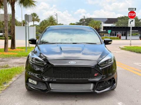 2017 Ford Focus ST