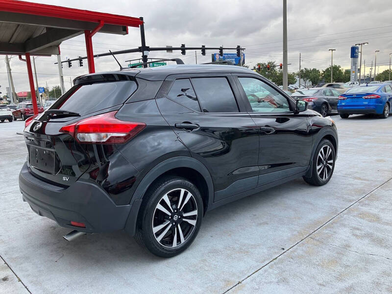 2019 Nissan Kicks SV