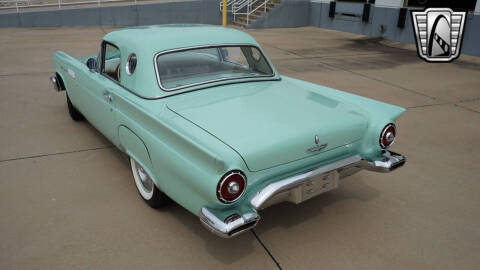 1957 Ford Thunderbird