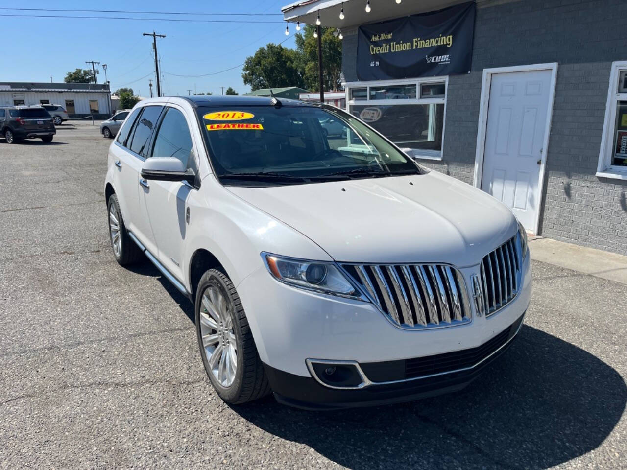 2013 Lincoln MKX for sale at NCW AUTO GROUP in Kennewick, WA