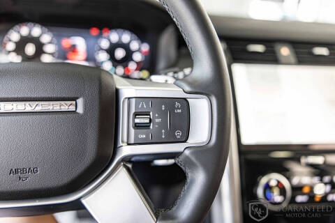 2024 Land Rover Discovery P300 S