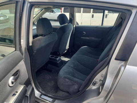 2012 Nissan Versa 1.8 S