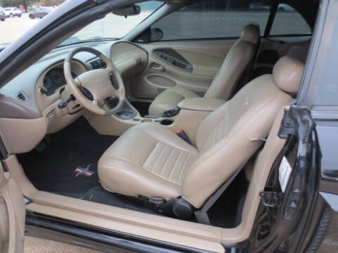 2002 Ford Mustang GT Deluxe